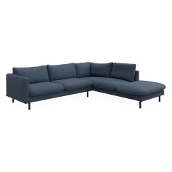 Hot ILVA Bjorn højrevendt sofa med pufafslutning