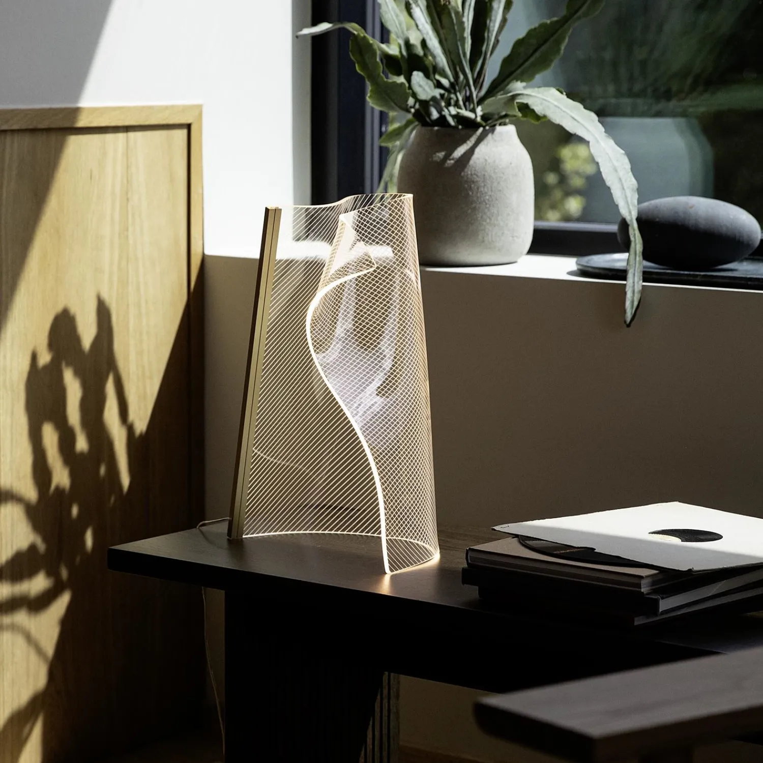 Online ILVA Curtsy Bordlampe 30 x 45 x 17 cm