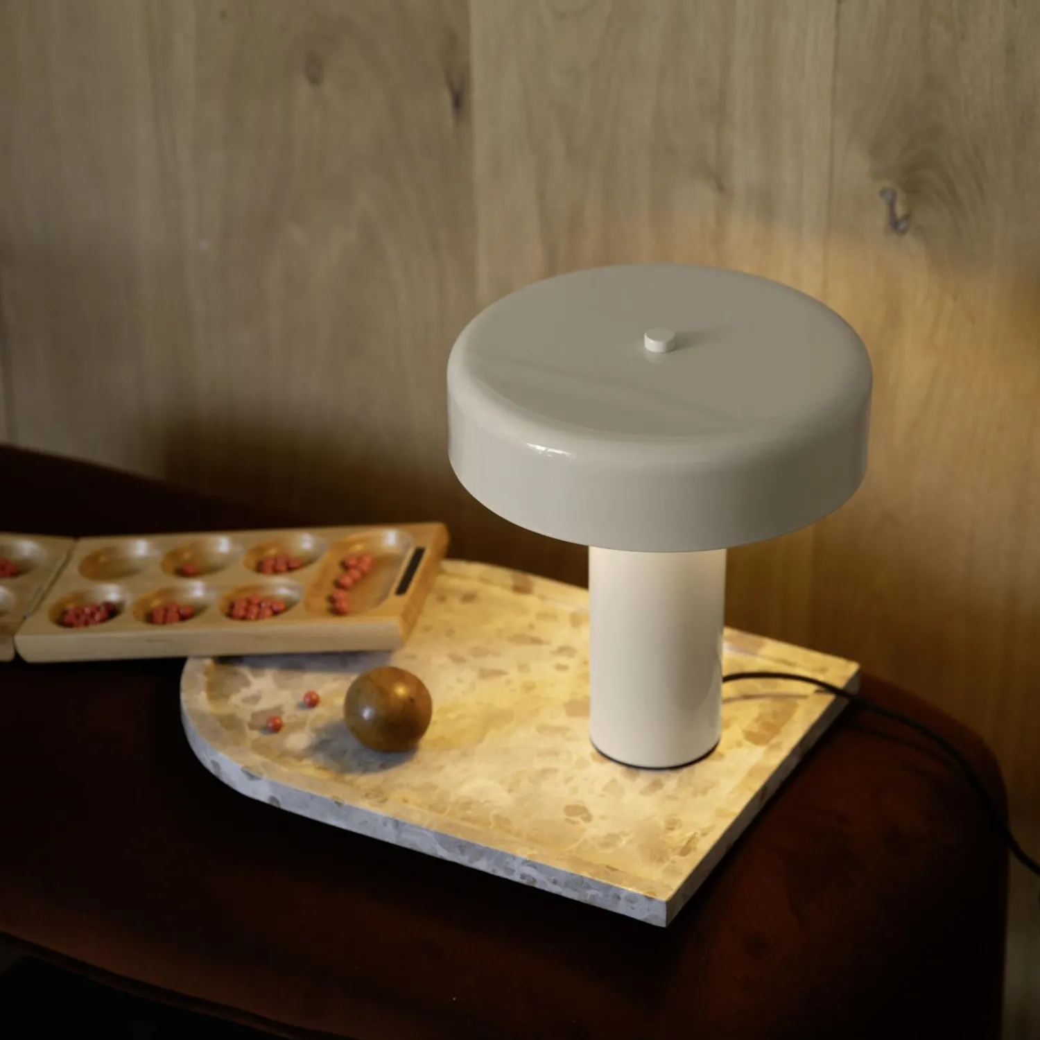 ILVA Marcel Bordlampe 26 x 24 cm