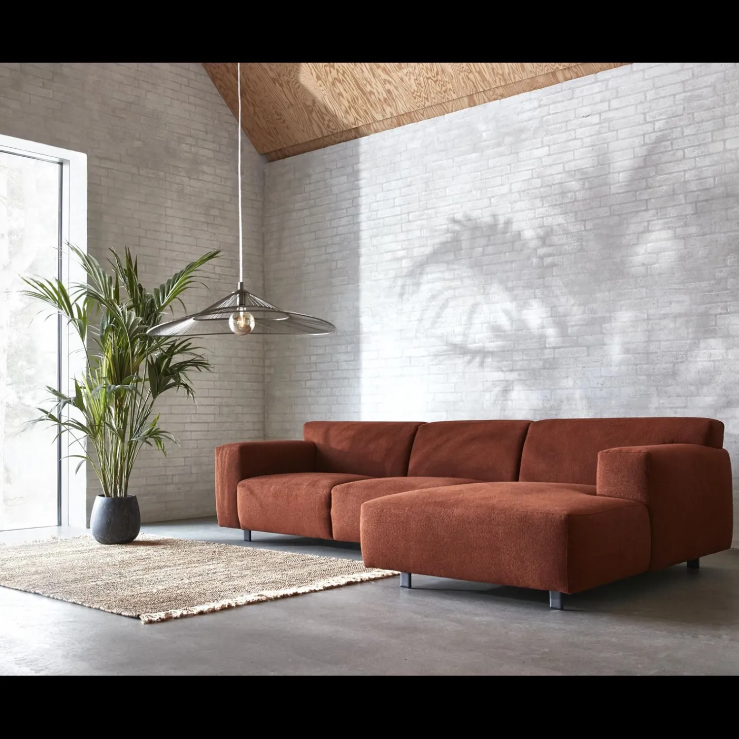 Hot ILVA Siena højrevendt sofa med chaiselong